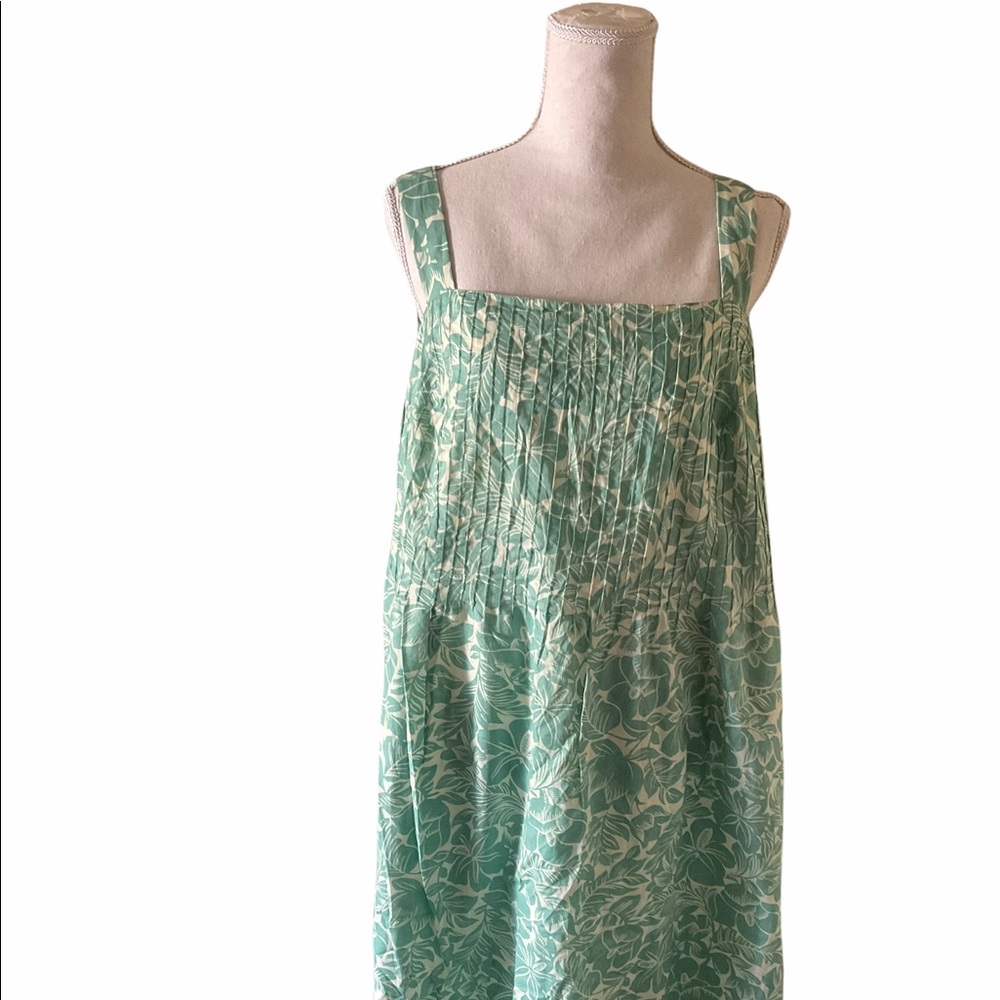 Jessica Howard Sundress